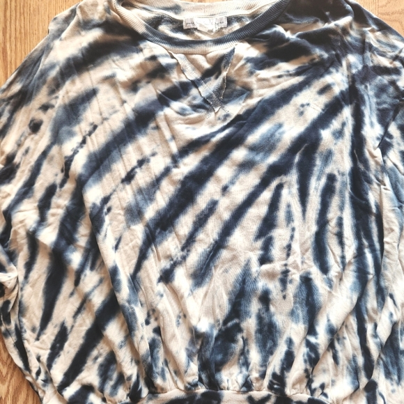 EUC Young Fabulous & Broke Tie-Dye Sweatshirt, Size M - Picture 2 of 7